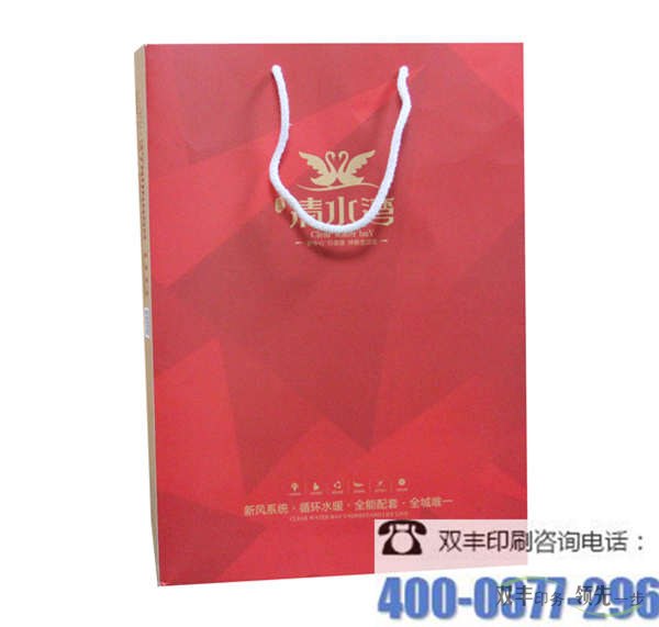 旅游手提袋設(shè)計的要點？